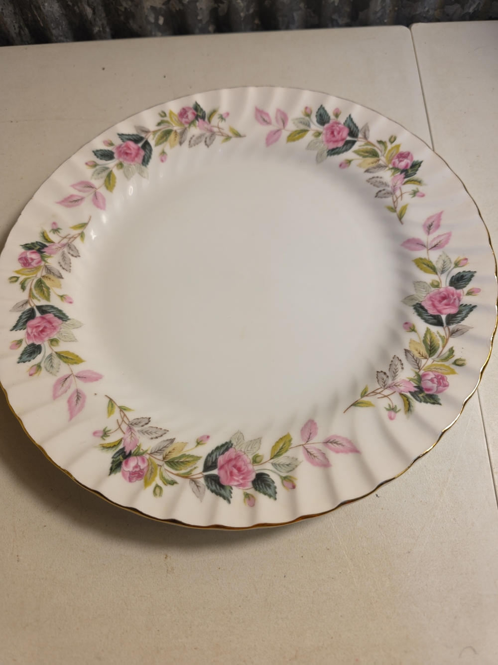 Fine China Dinner Plate with Pink Rose Garland and Gold Rim